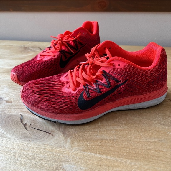 NIKE ZOOM WINFLO 5 RUNNING SHOE SNEAKER MEN 9.5 ATHLETIC PERFORMANCE WORKOUT - Picture 1 of 10